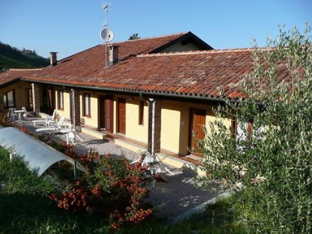 Agriturismo Il Ciabot Villa Barolo Exterior foto